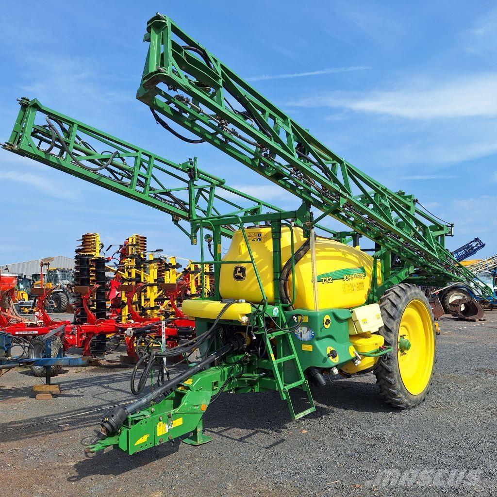 John Deere 732 Haagispritsid