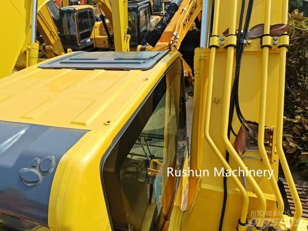 Komatsu PC 220-8 Roomikekskavaatorid