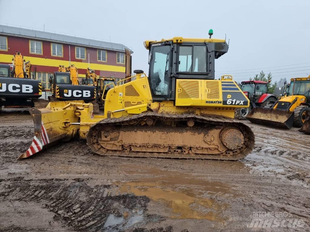 Komatsu D 61 PX-23 Buldooserid
