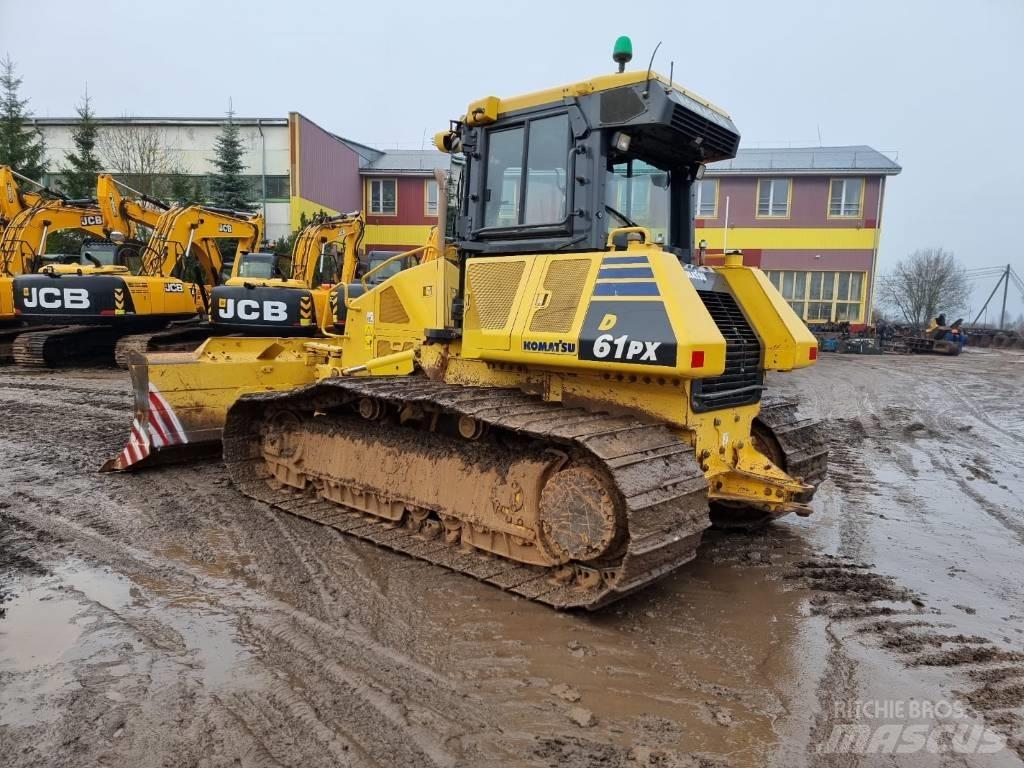 Komatsu D 61 PX-23 Buldooserid