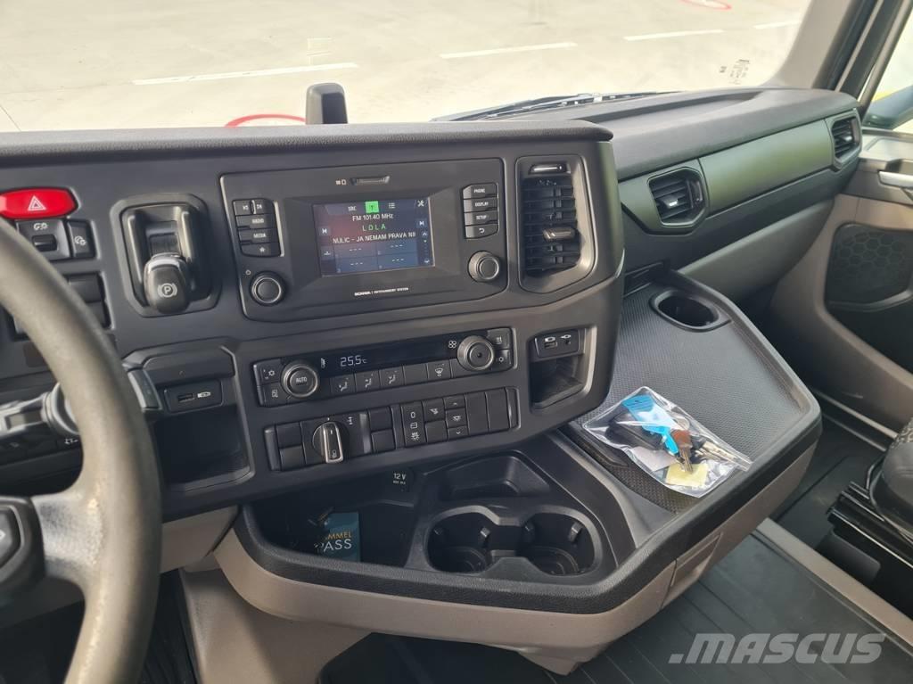 Scania R450 Sadulveokid