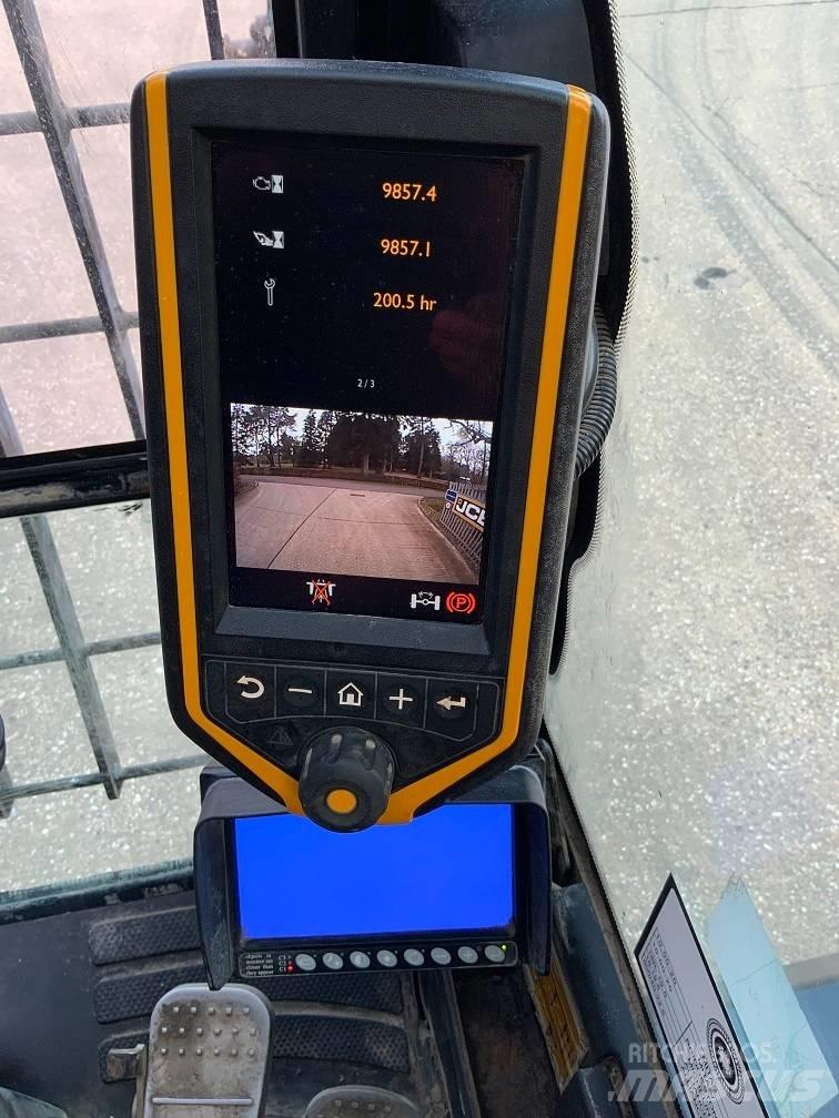 JCB JS 20 MH Materjalikäitlusmasinad
