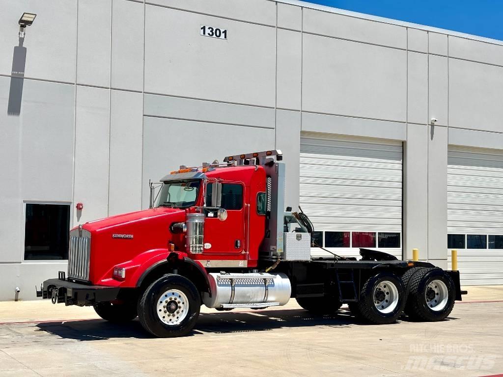 Kenworth T 800 Puksiirid