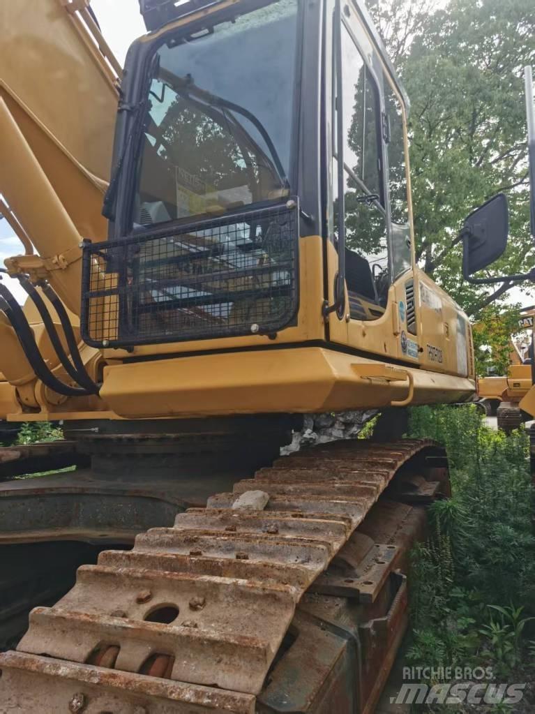 Komatsu pc450 Roomikekskavaatorid