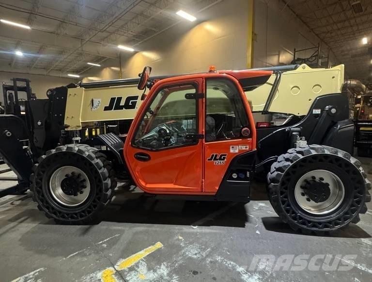 JLG 1255 Teleskooplaadurid