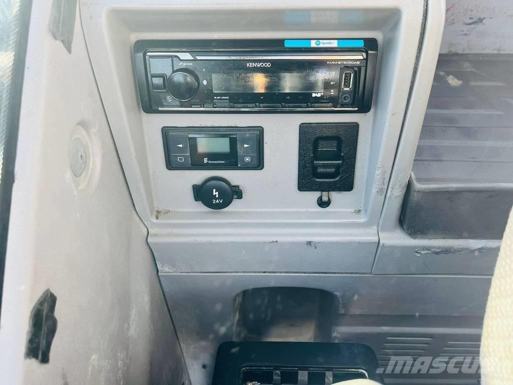 Volvo EC 250 EL Roomikekskavaatorid