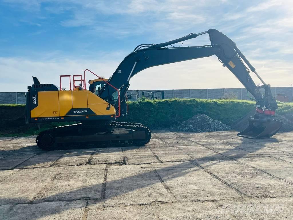 Volvo EC 250 EL Roomikekskavaatorid
