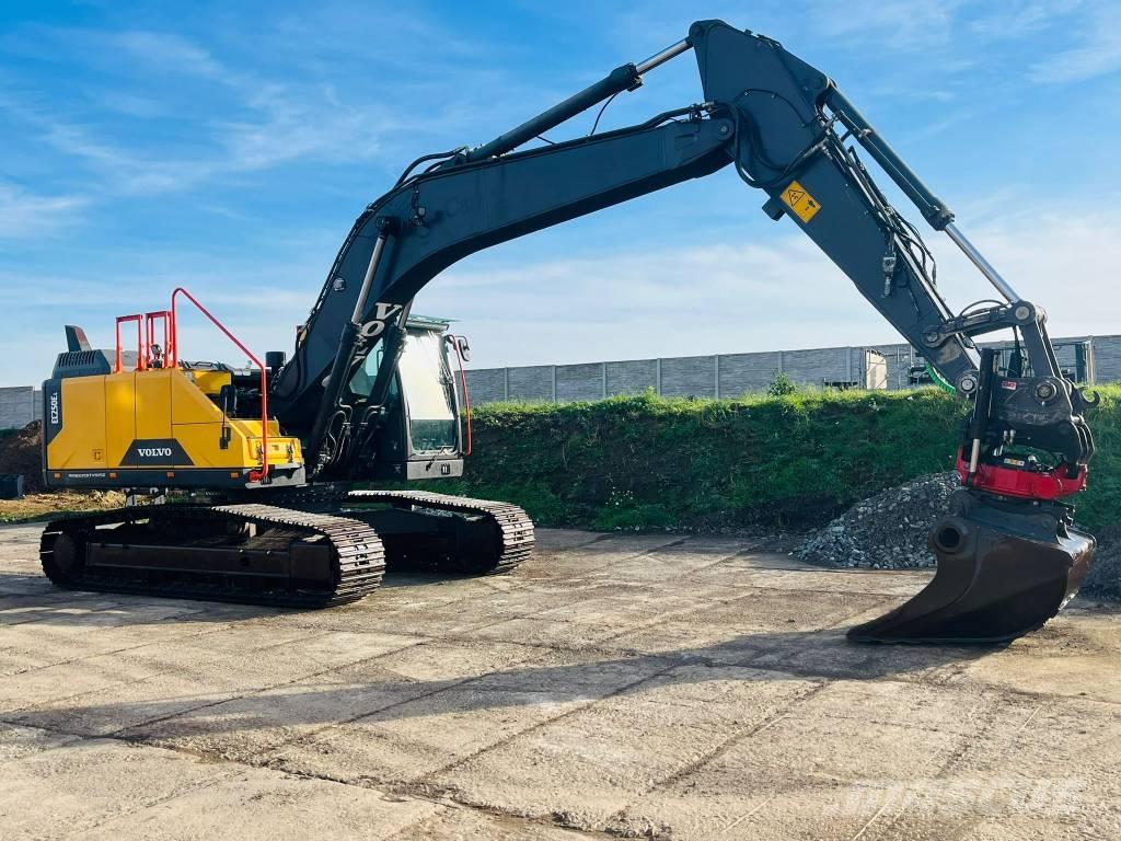 Volvo EC 250 EL Roomikekskavaatorid