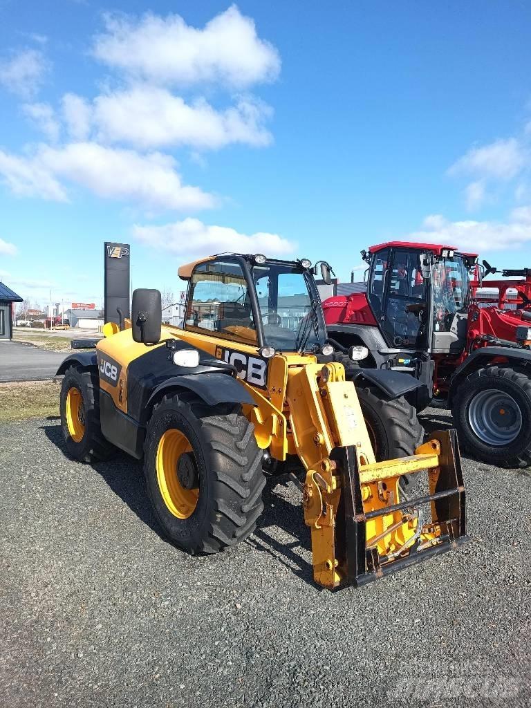 JCB 531-70 Põllumajanduslikud teleskoopkäitlejad