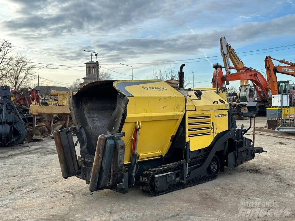 Bomag BF 223 C Asfaldilaoturid