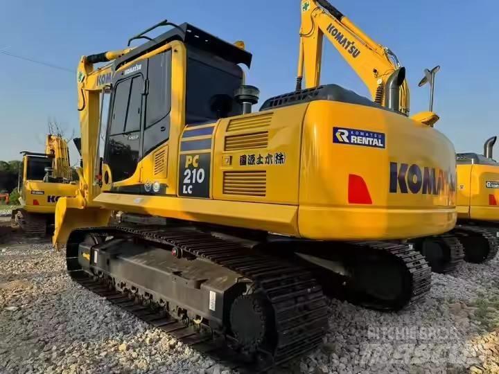 Komatsu PC 210 LC Roomikekskavaatorid