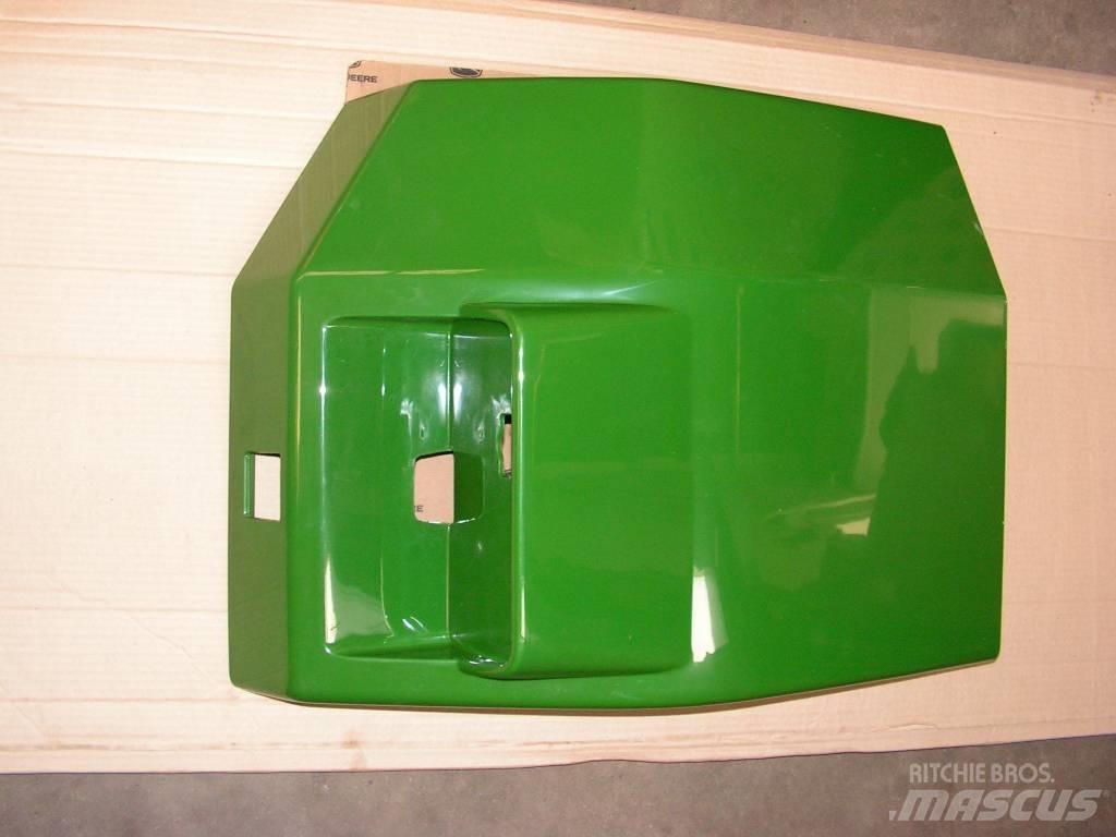 John Deere 6800 Raamid