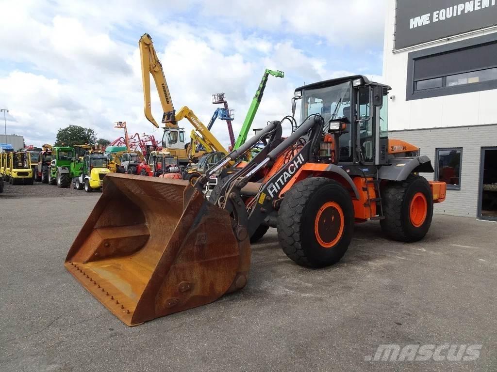 Hitachi ZW150 Rataslaadurid
