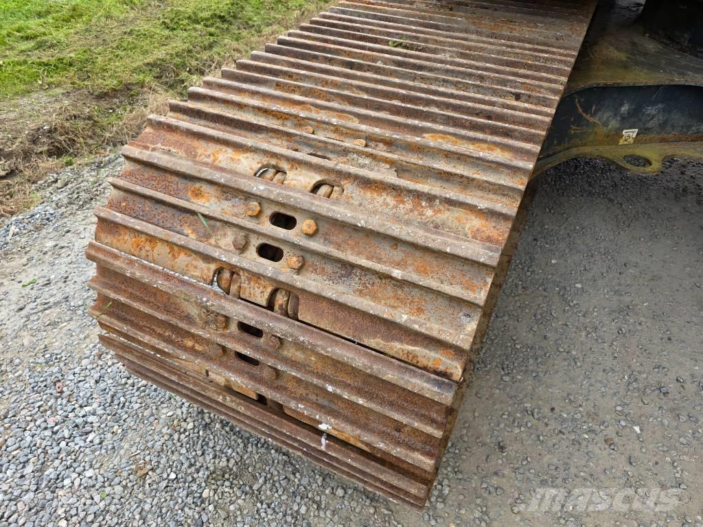Hyundai HX 145 LCR Roomikekskavaatorid