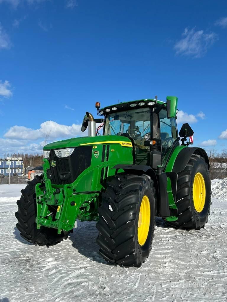 John Deere 6R 250 Traktorid