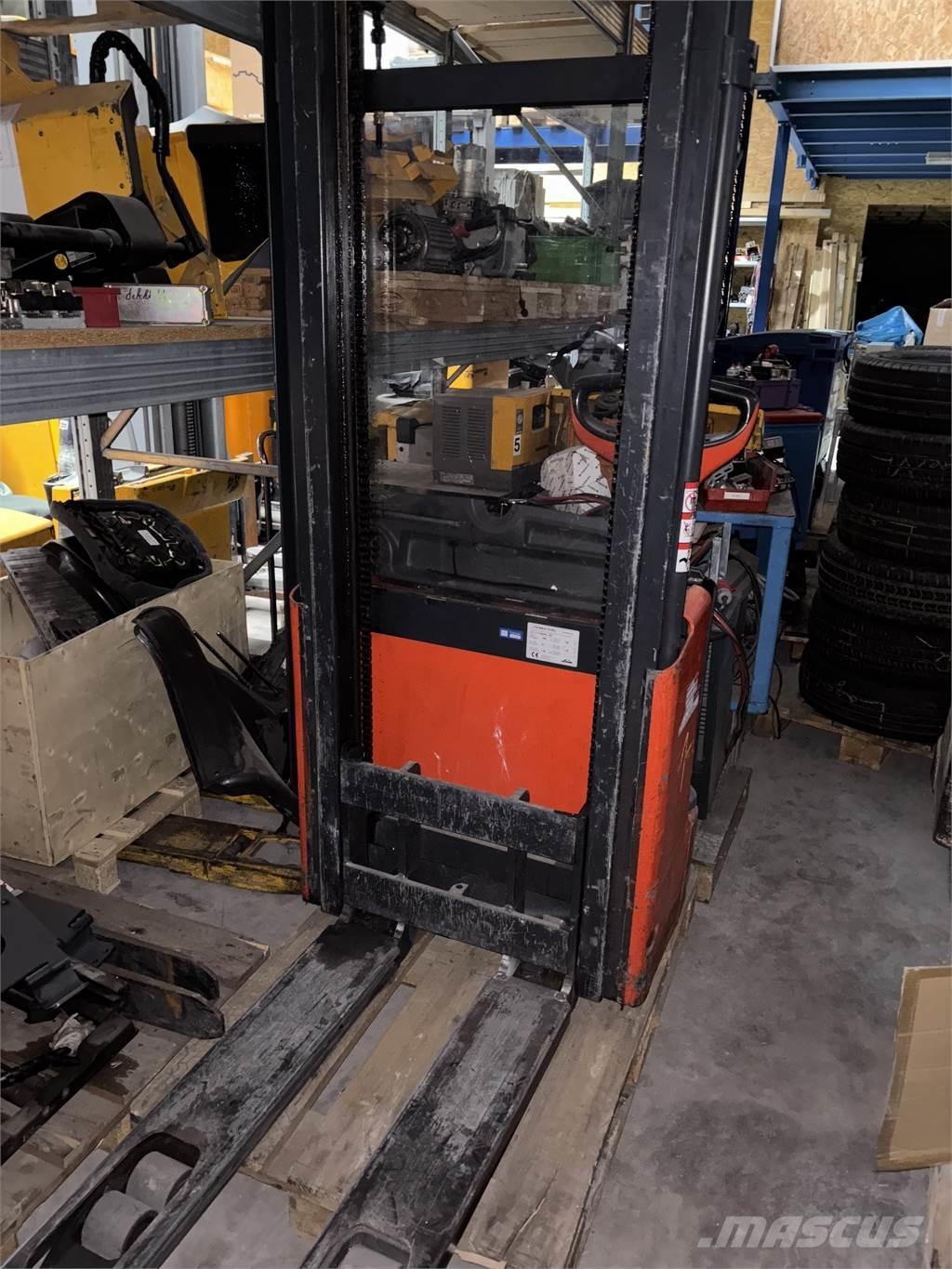 Linde L10 defekt Järelkäidavad virnastajad