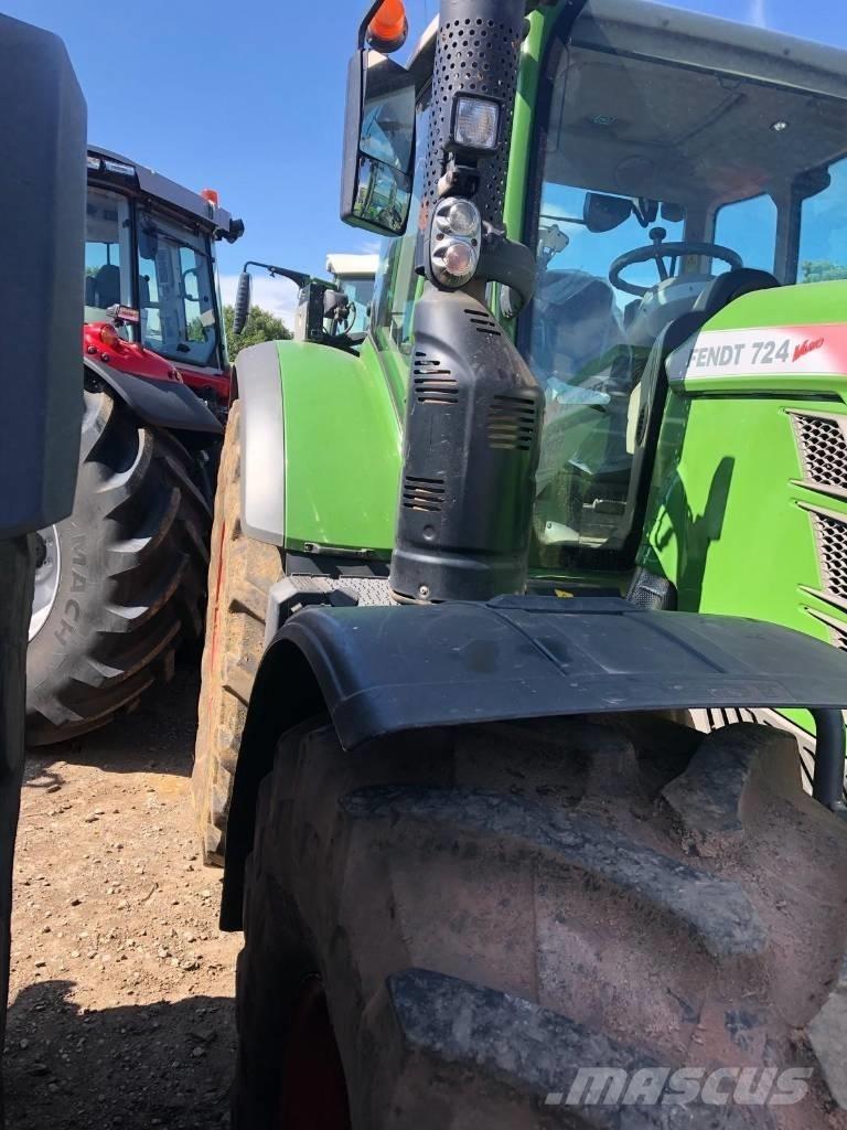 Fendt 724 Vario S4 Traktorid