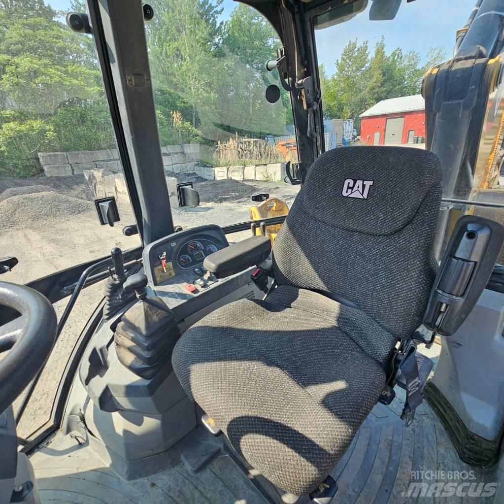 CAT 420 F Ekskavaatorlaadurid