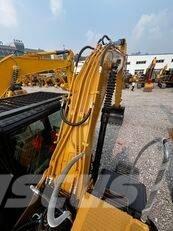 CAT 320 D Roomikekskavaatorid