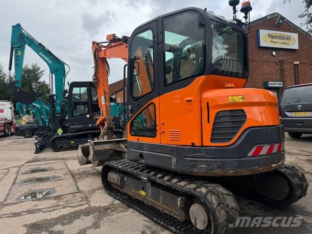 Doosan DX 63-3 Roomikekskavaatorid