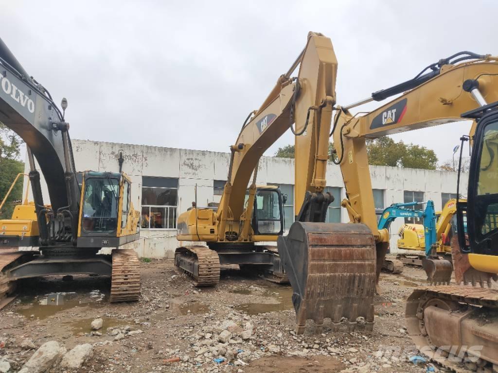 CAT 330C Roomikekskavaatorid