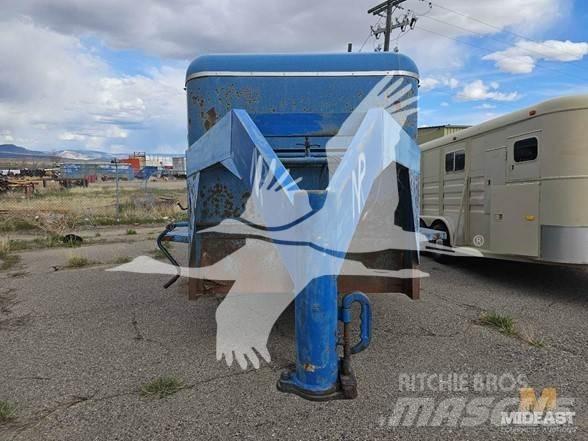  HORSE TRAILER Muu