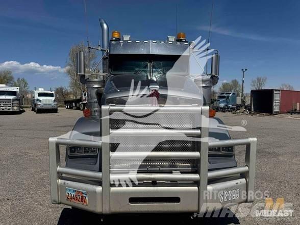 Kenworth T800 Muu