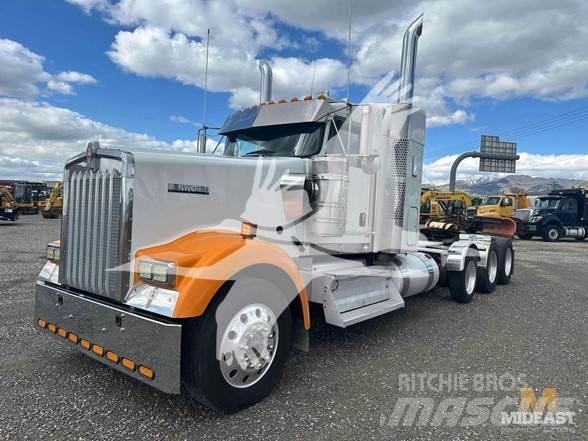 Kenworth W900 Sadulveokid