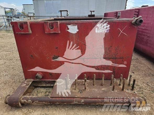  MUD TANK Muu