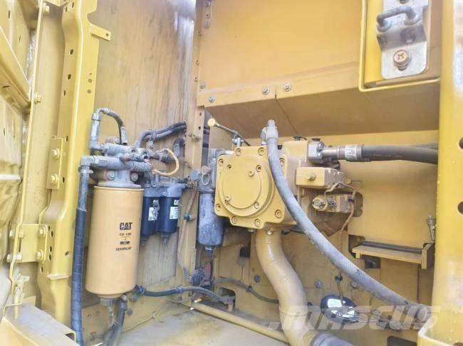 CAT 320 GC Roomikekskavaatorid