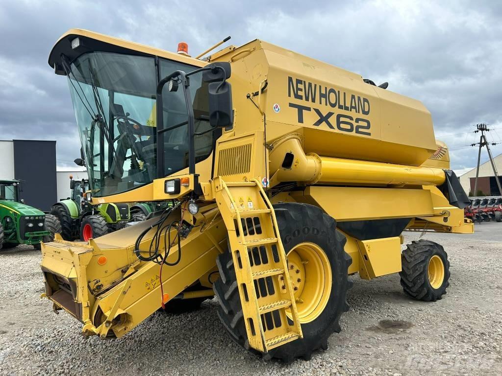 New Holland TX 62 Teraviljakombainid