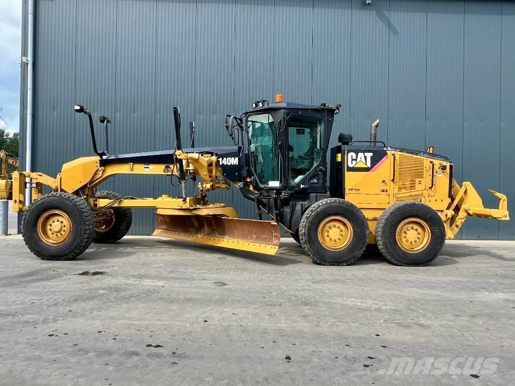 CAT 140M Greiderid