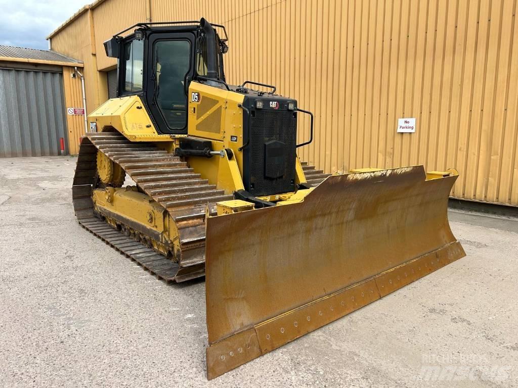 CAT D 5 LGP Buldooserid