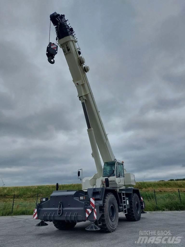 Terex RT100 Raske maastiku tõstukid
