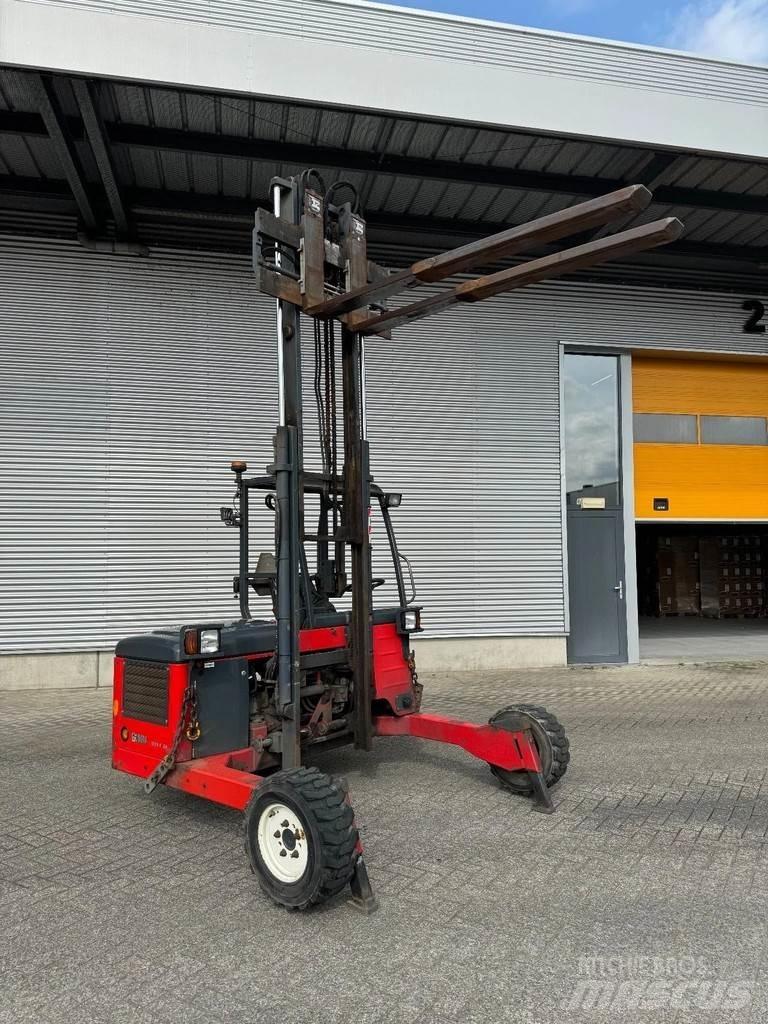 Moffett M4 20.3 Veoautol transporditav kahveltõstuk