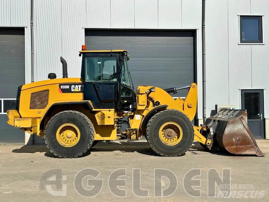 CAT 938M Rataslaadurid
