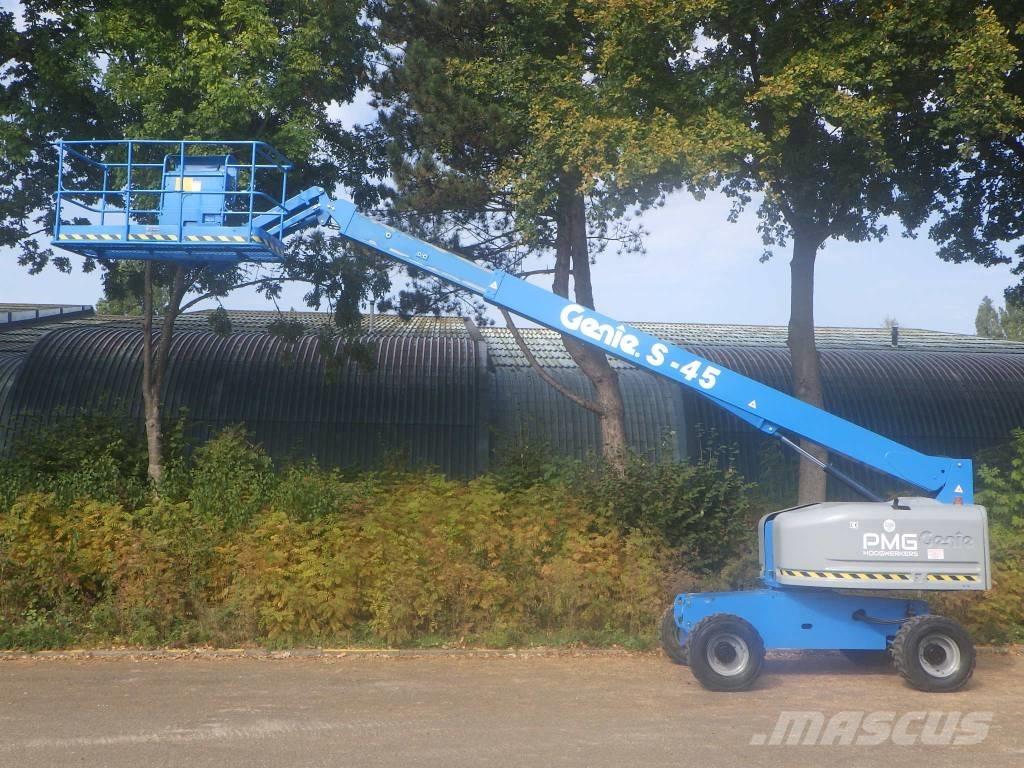 Genie S45 Teleskoop poomtõstukid