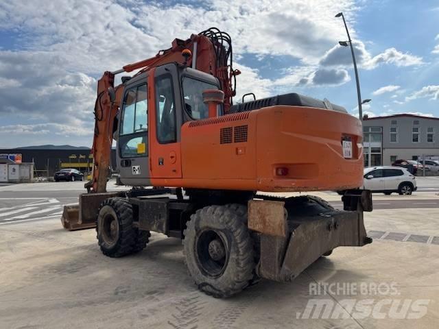 Hitachi ZX 160 W Ratasekskavaatorid
