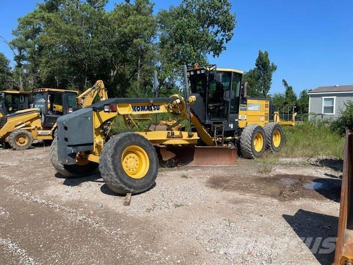 Komatsu GD 655-6 Greiderid