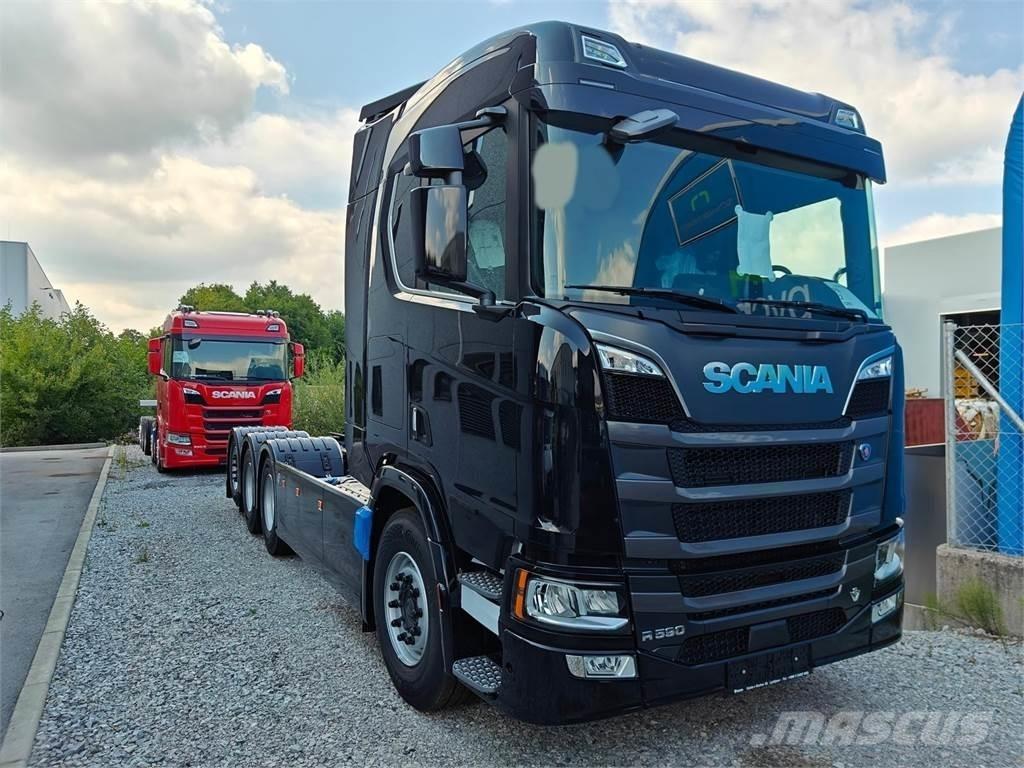 Scania R590 8x4 Konksliftveokid