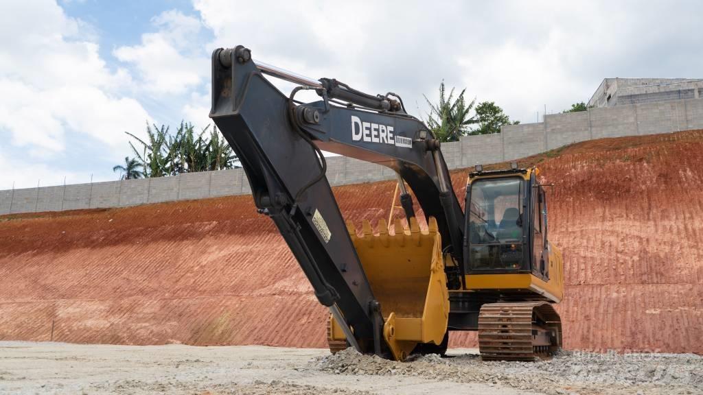 John Deere 210 G Roomikekskavaatorid