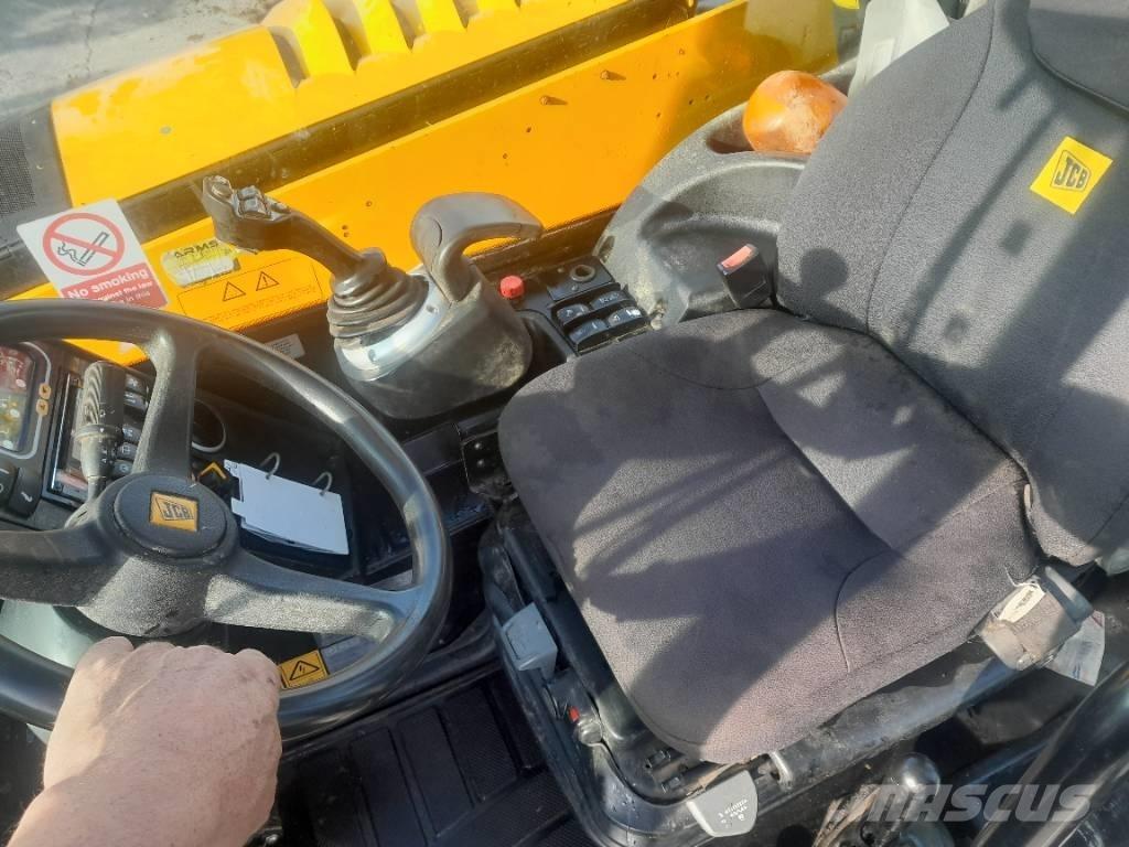 JCB 536-60 Põllumajanduslikud teleskoopkäitlejad
