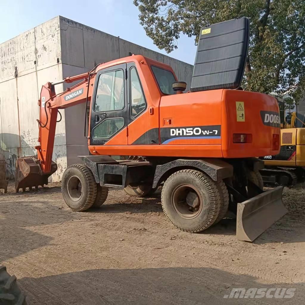 Doosan DH150W-7 Ratasekskavaatorid