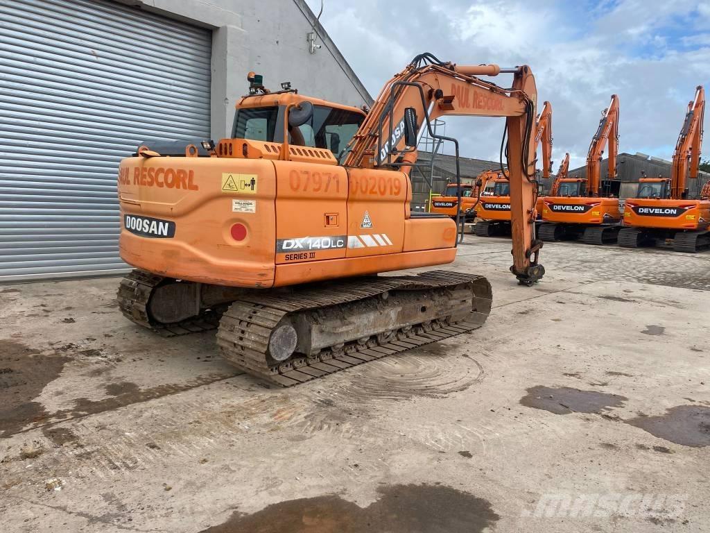 Doosan DX 140 LC-3 Roomikekskavaatorid