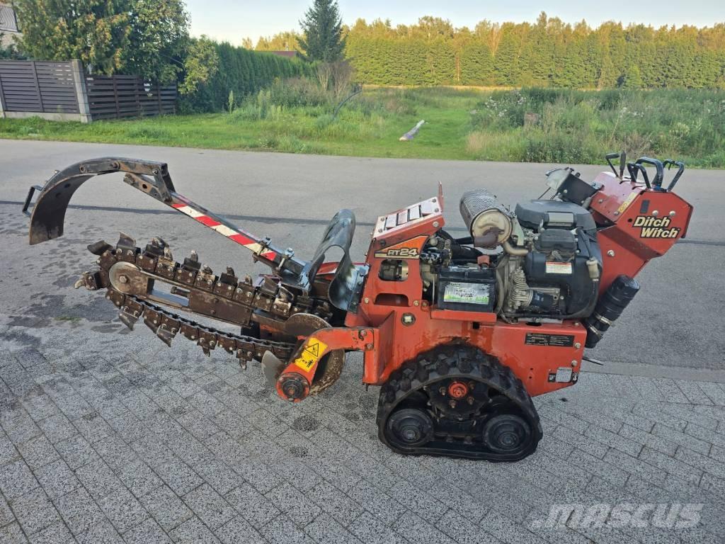 Ditch Witch RT 24 Pinnaselõikurid