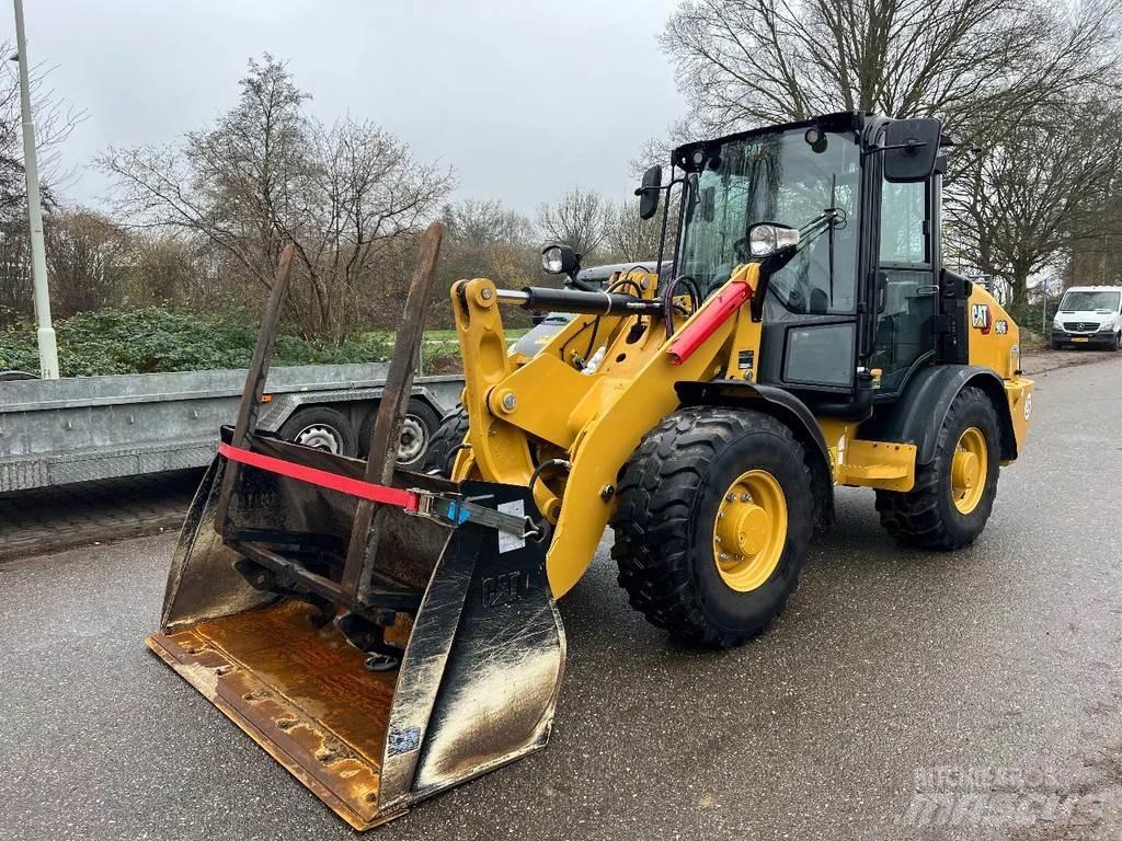 CAT 906 Next Gen Rataslaadurid