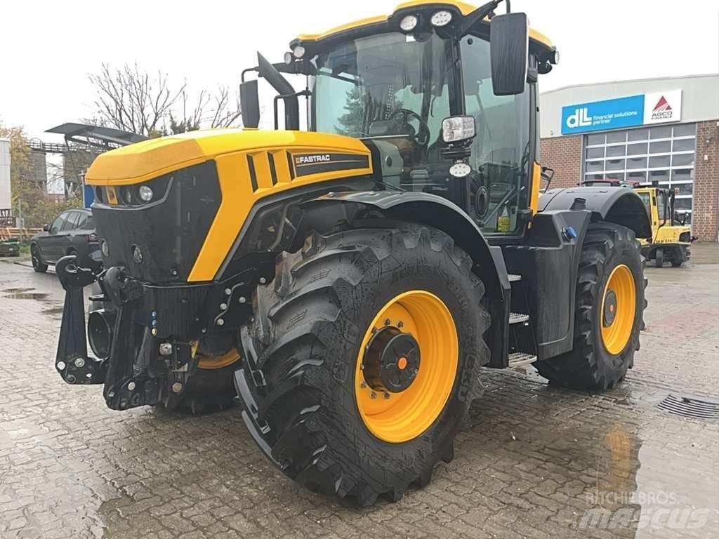 JCB Fastrac 4220 Traktorid