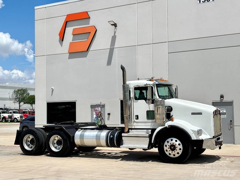 Kenworth T 800 Sadulveokid