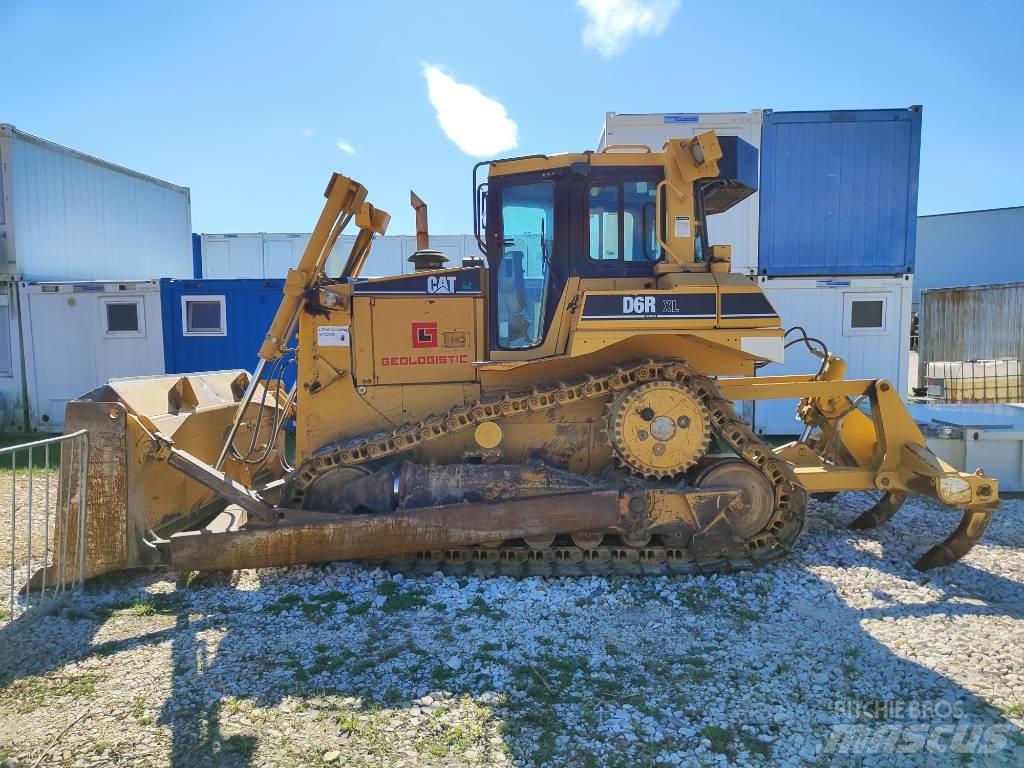 CAT D 6 R XL Buldooserid