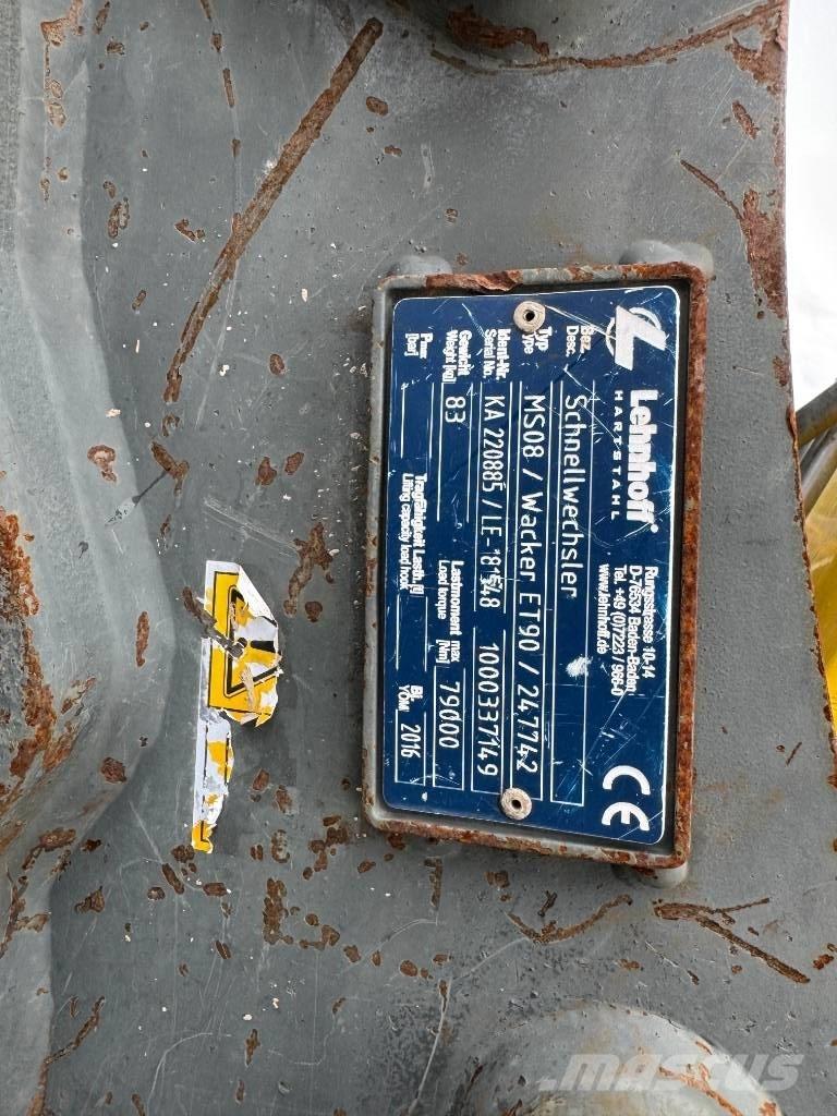 Wacker Neuson ET90 Roomikekskavaatorid